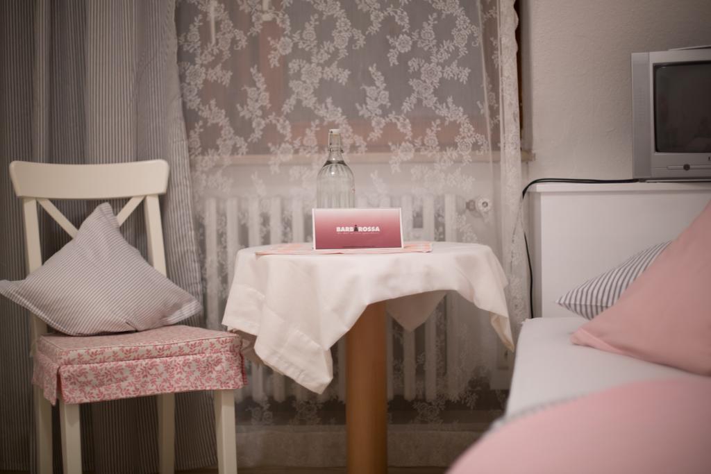 ホテル バルバロッサ ガルニ ヴュルツブルク エクステリア 写真